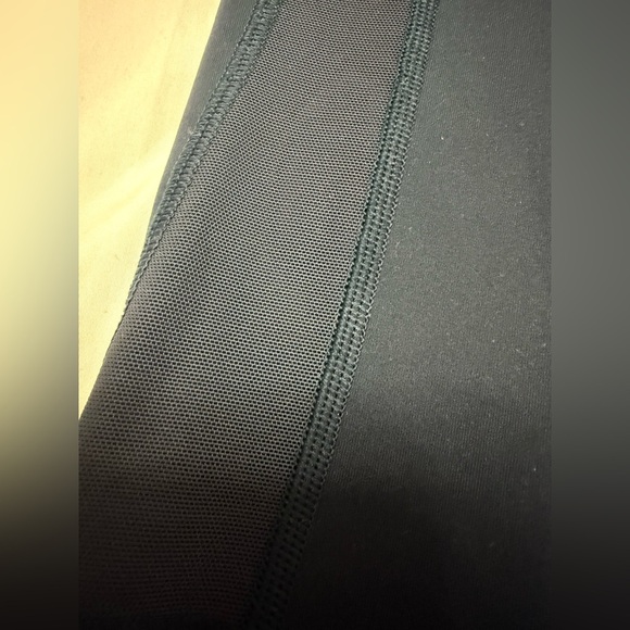 Lululemon Train Times 7/8 Pant (25" - Picture 10 of 11